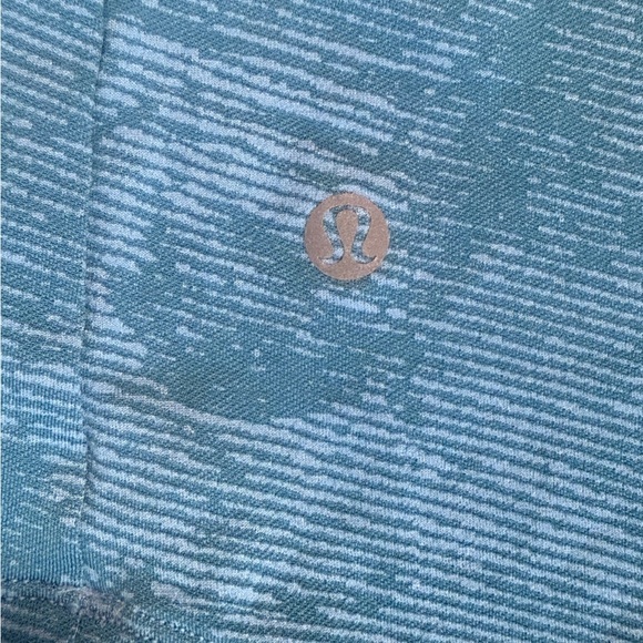 Lululemon Drysense Training Shirt
Marble Map Jacquard Blue Borealis Soft Denim - Picture 8 of 11